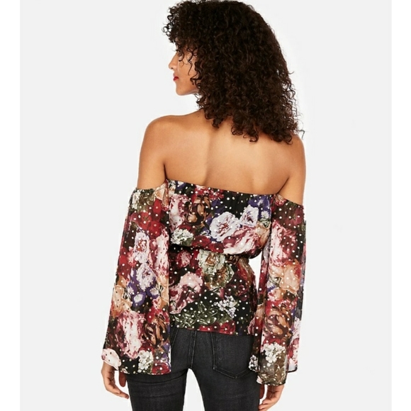 NWT Express Floral Off shoulder split sleeve top - Picture 2 of 8